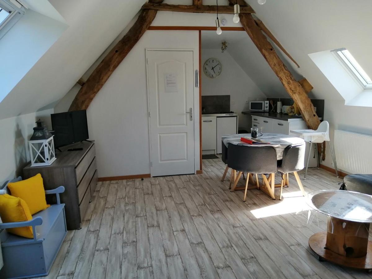 Les Ch'Tis Normands Bed & Breakfast Domjean Bagian luar foto